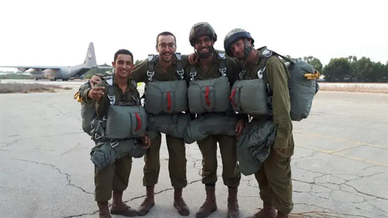באימון צניחה
