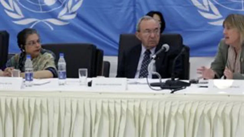 כבוד בעייתי. גולדסטון