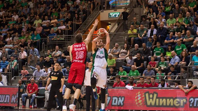 במפגש ביניהן בעונה שעברה