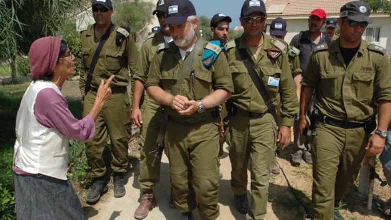 נסיגת המפעל הציוני? קציני צה"ל בהתנתקות