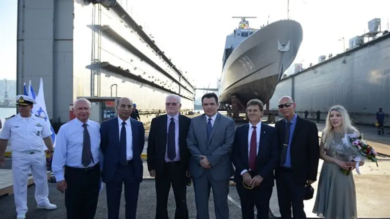 השקת הספינה