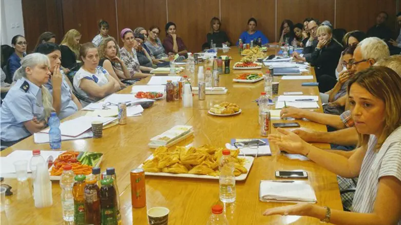 הדיון במשרד המשפטים