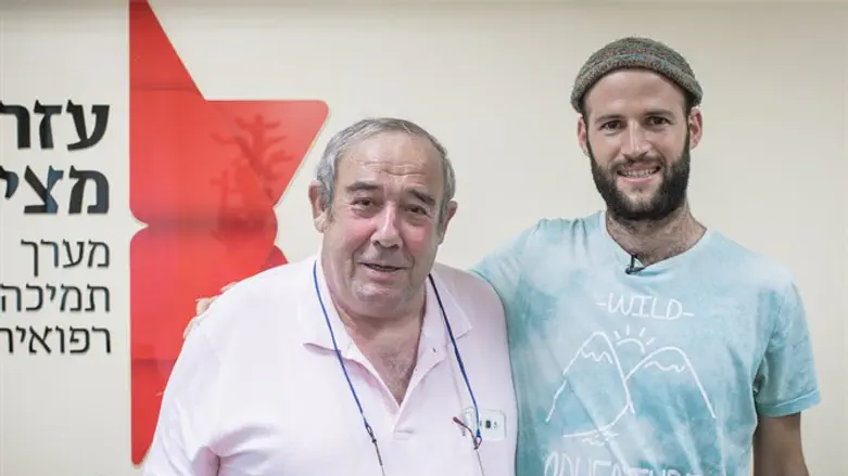 "היה לי ברור שאני תורם. מבחינתי זה כמו למלא כרטיס הגרלה של פיס". זאב דינור וידידיה קנוהל (