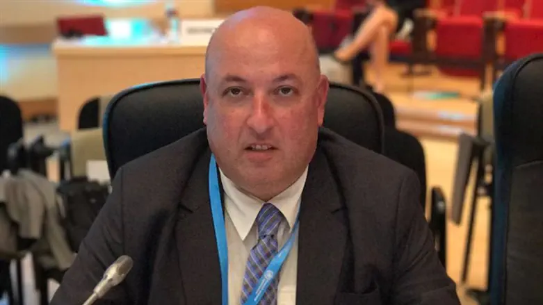 Professor Itamar Grotto