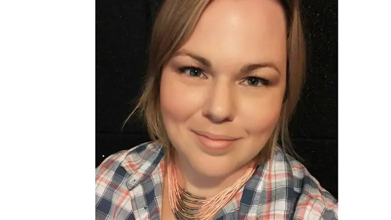 ספר שדורש מהקורא להעמיק ולהתמסר. אלומה לב