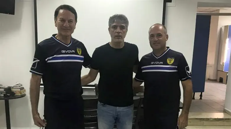 לפני 10 ימים. לבנדה, אוחנה וכהן