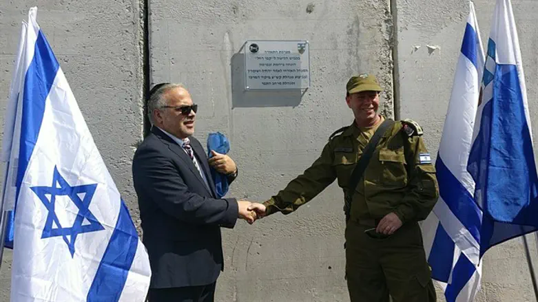מערכת תאורה לקבר רחל
