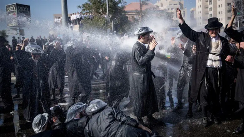 Anti-draft protesters in Jerusalem