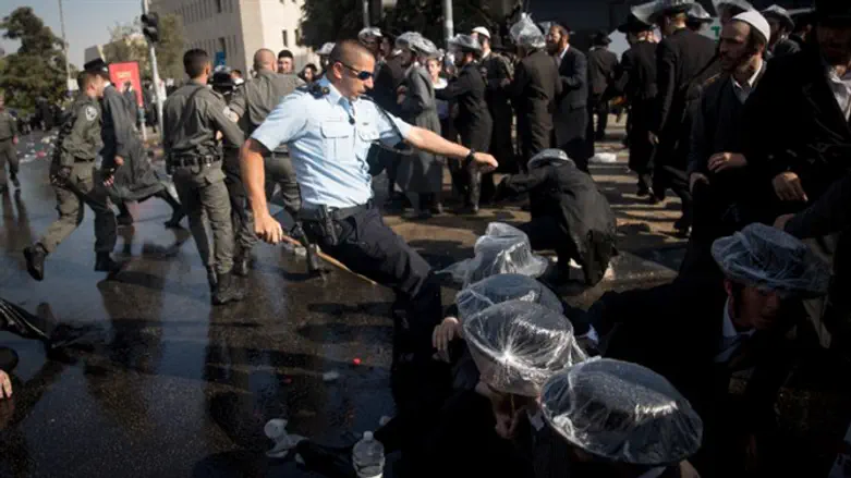 ההפגנה בה תועדה אלימות שוטרים. השבוע