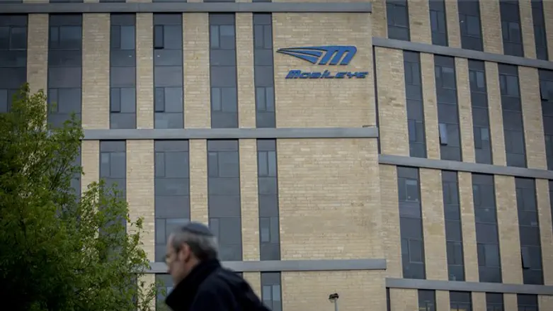 הקמת מרכז פיתוח שיוביל למהפכות תחבורתיות עולמיות. חברת 'מובילאיי'