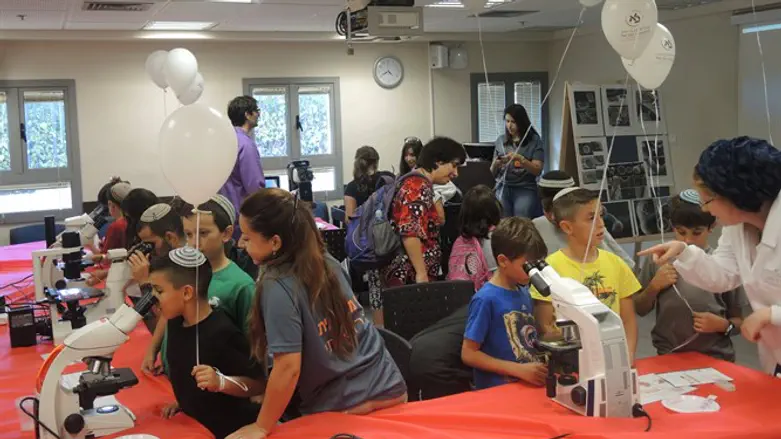 מיקרוסקופיה