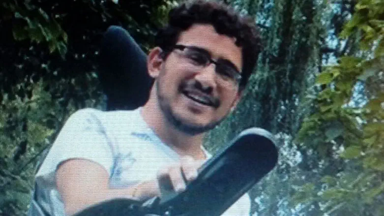 מתגייסים למענו. אבינועם בוכריס