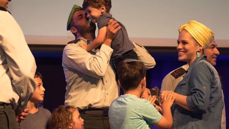 הענקת הדרגה לשיטרית