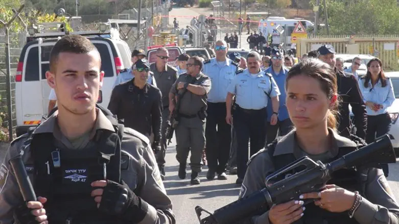 Border Police in Har Adar