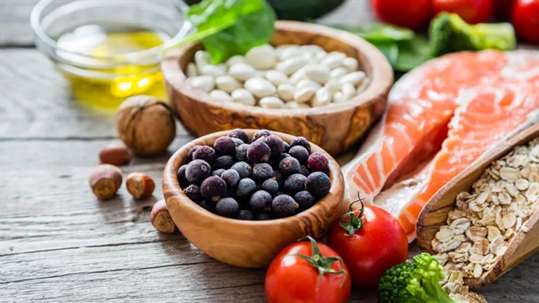 Healthy food (illustrative)