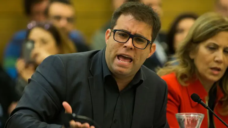 אורן חזן