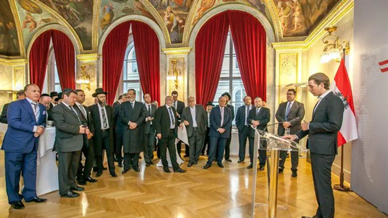 הקנצלר הנבחר עם רבני אירופה