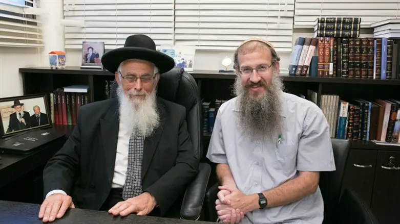 הרב יעקב אריאל והרב ארל'ה הראל