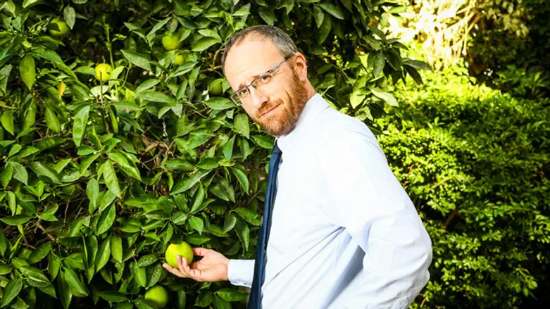הטיפול הישראלי בנושאים אתיים הוא ייחודי ונועז. פרופ' גיל סיגל