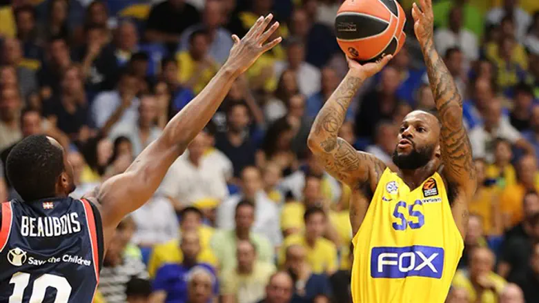 פייר ג'קסון מול באסקוניה, הערב