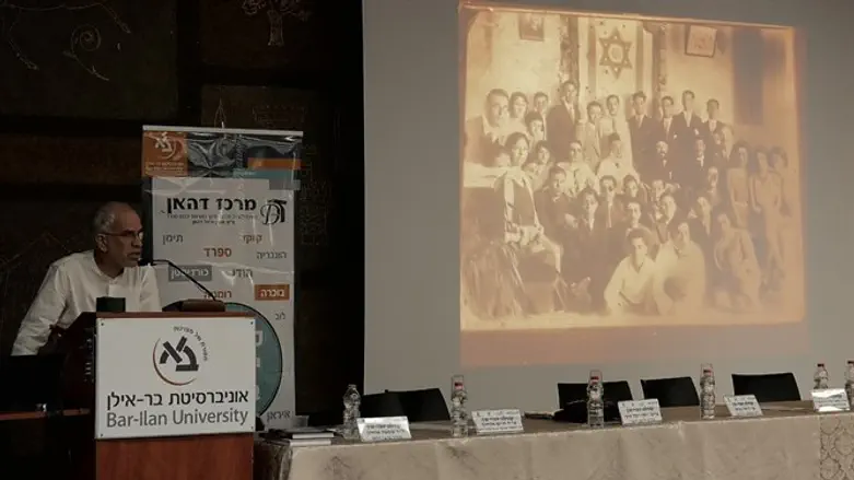 מרכז דהאן, השבוע