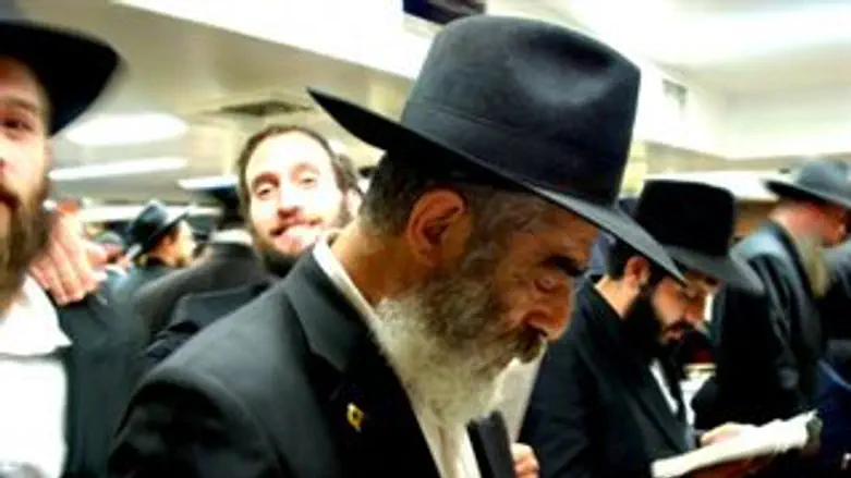 אריאל זילבר ב 770