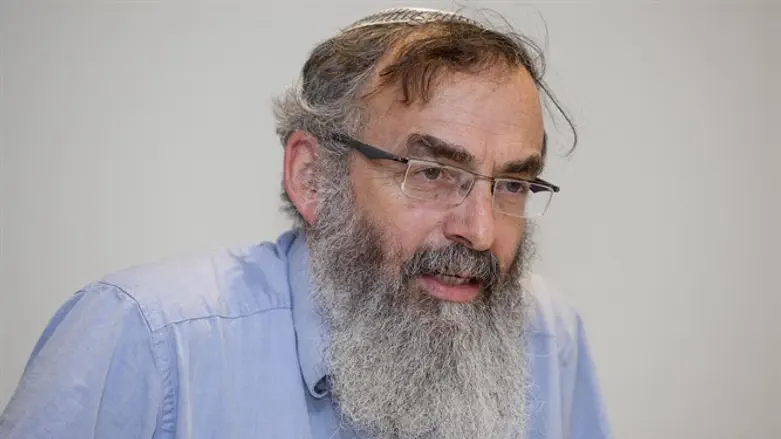 גן עדן לפושעים. הרב סתיו