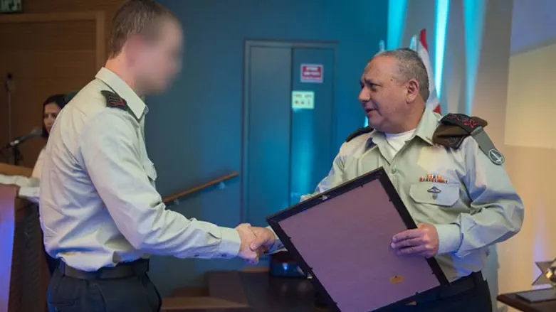 איזנקוט. הערב