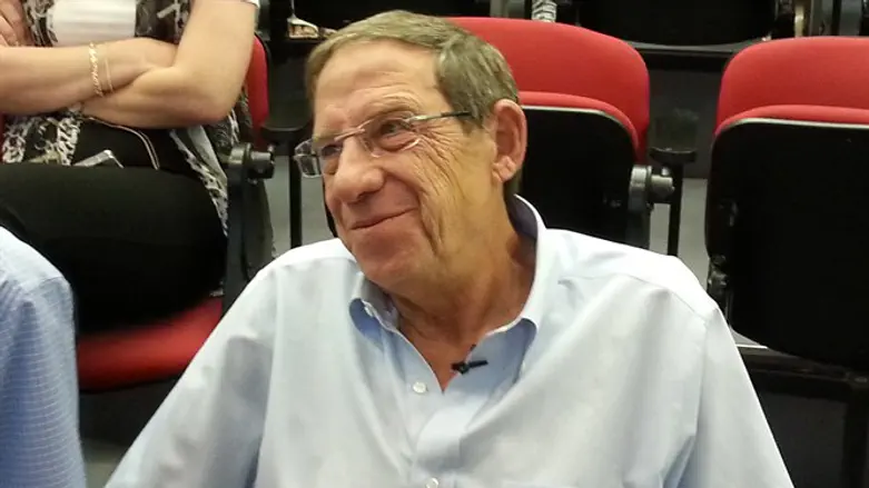 Карми Гилон