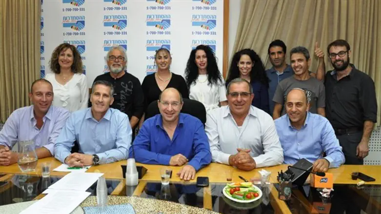 חתימת ההסכם