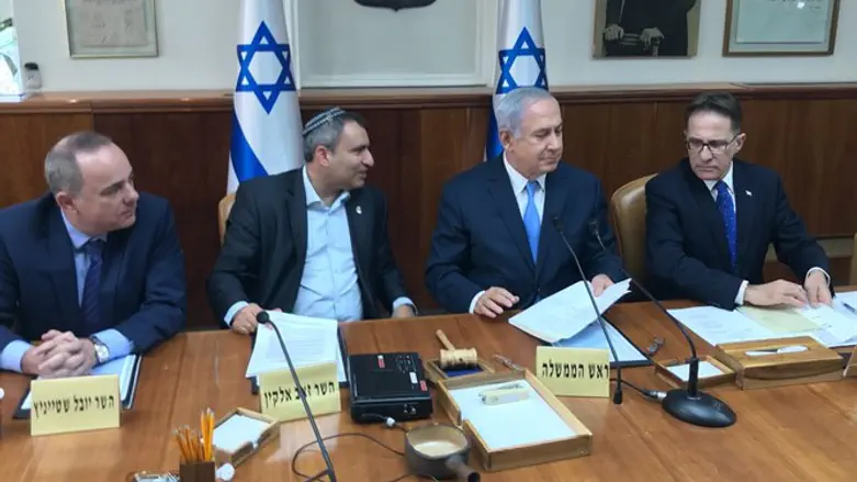 Заседание кабинета министров. Иллюстрация