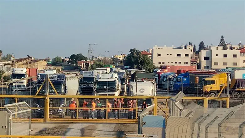 מעבר שער אפרים סגור לתנועה, הבוקר