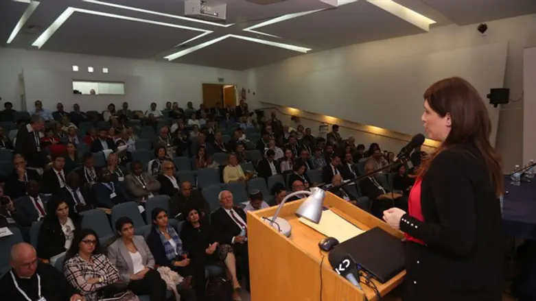 ירושלים היא הלב. חוטובלי בכנס