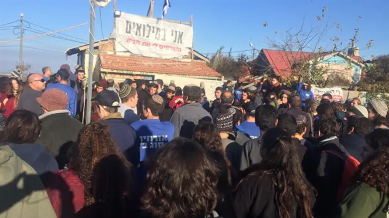 Натив ха-Авот