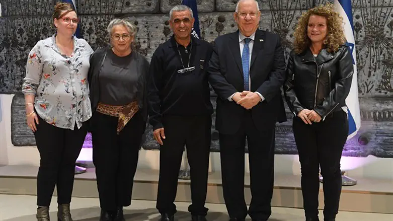 President Rivlin with organ donors