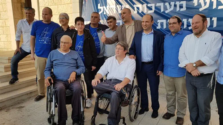 כולנו צריכים לתת חזרה למדינה המופלאה הזו