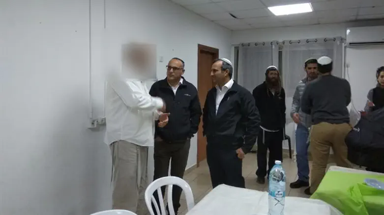 דורני בבית המשפחה