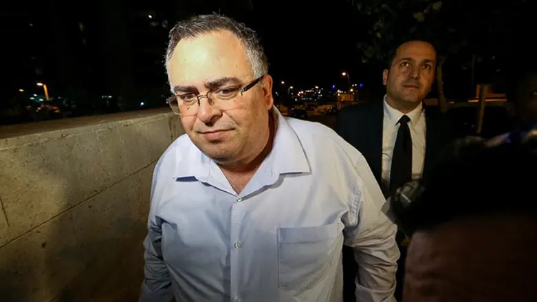 לא משנה כמה חוק ההמלצות גרוע ומושחת, עיתוי החקירה מסריח. ח"כ ביטן חוזר מהחקירה