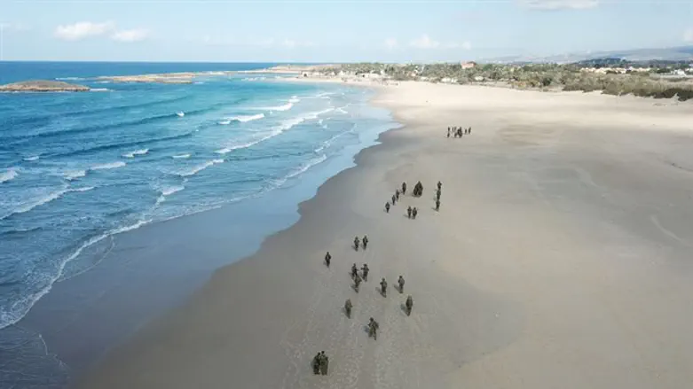 Kfir Brigade during training