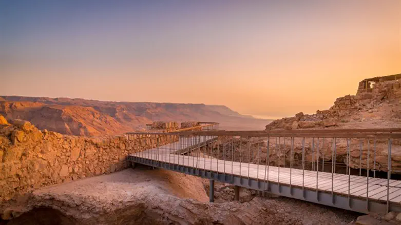 מצדה- מסכמים שנה ברשות הטבע