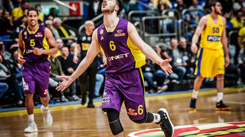 תמיר בלאט. גיבור המשחק