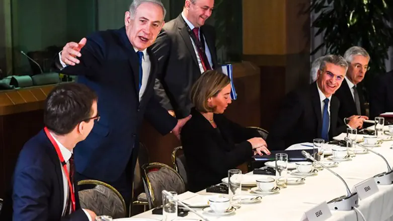 Binyamin Netanyahu meets with EU leaders in Brussels