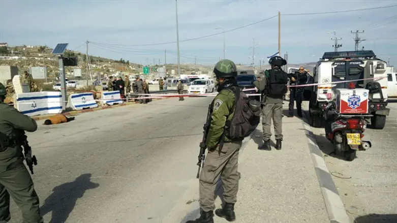 Knifeman attempts stabbing in Samaria