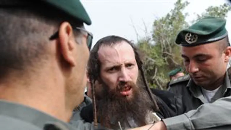 המהומות היום