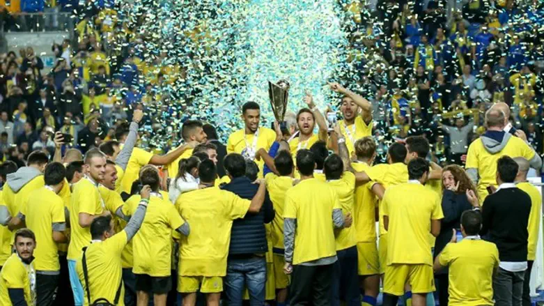 מחזיקת גביע הטוטו בפעם החמישית