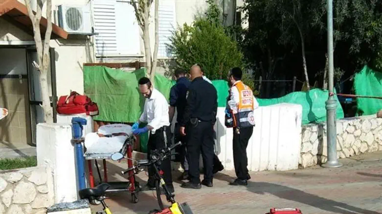 У дома в Петах-Тикве, где произошло убийство