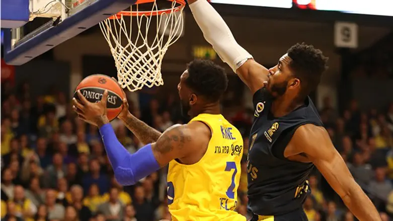 דיאנדרה קיין. סיים את העונה הסדירה