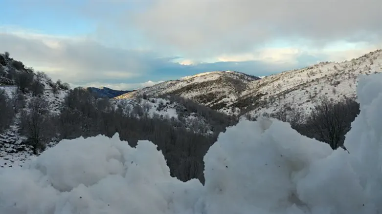 שלג בחרמון, הבוקר