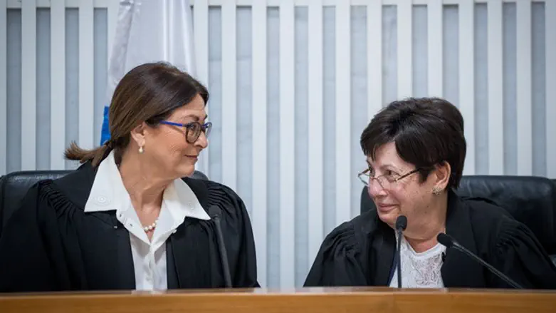 הירידה באמון הציבורי בשופטים לא מפתיעה. שופטות העליון