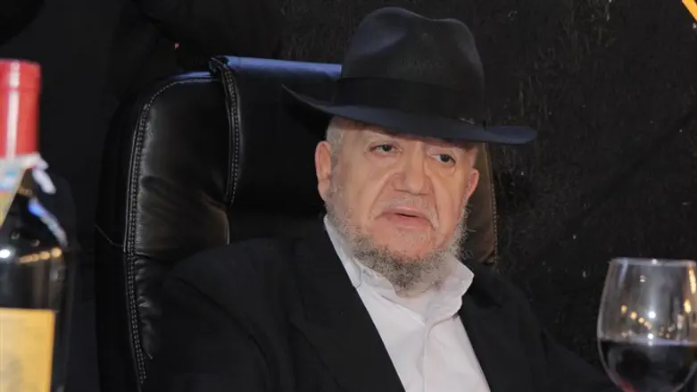 הרב מאיר מאזו